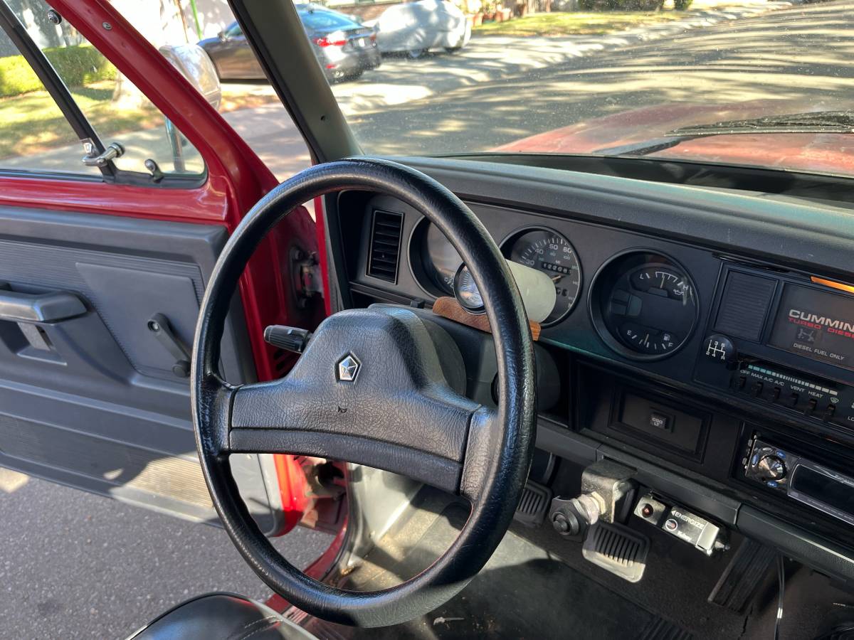 Dodge-ram-diesel-1991-red-7