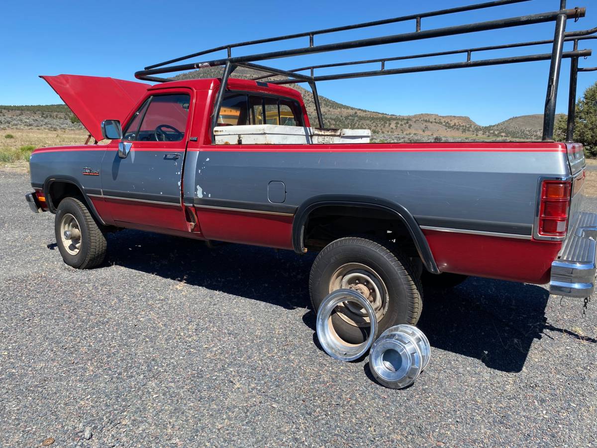 Dodge-ram-diesel-1992-red-5