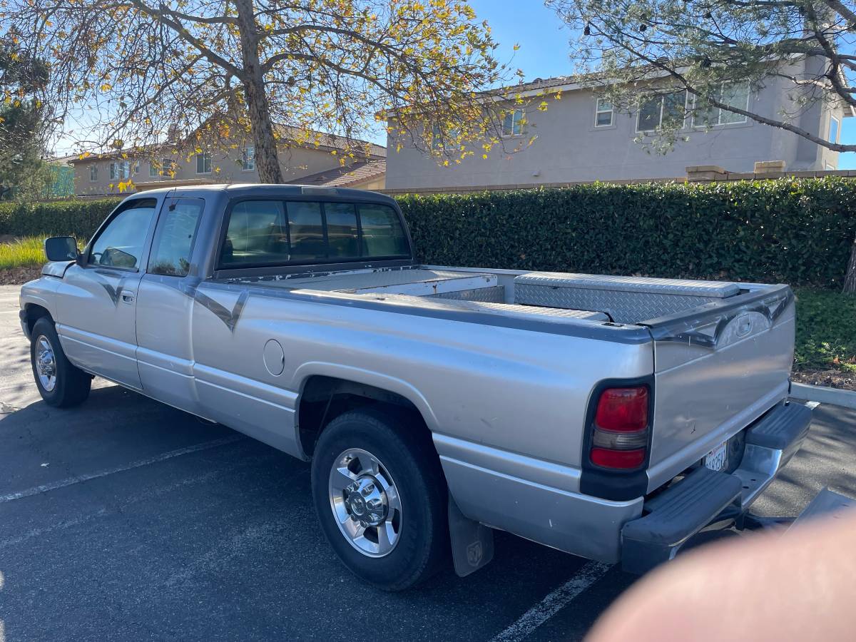 Dodge-ram-truck-diesel-1995-silver-5