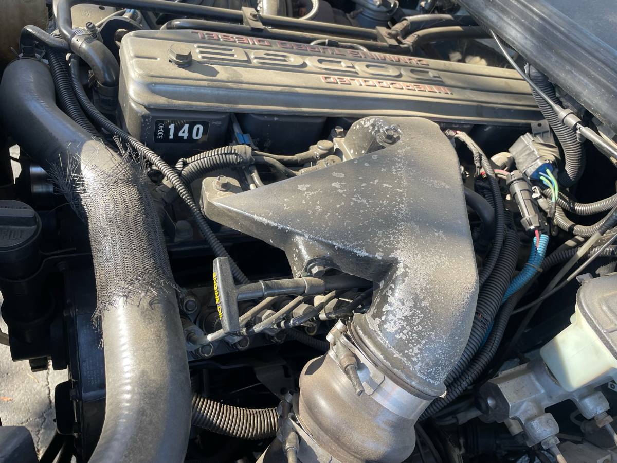 Dodge-ram-truck-diesel-1995-silver-8