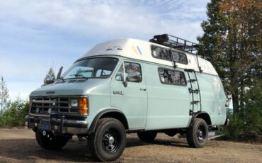 Dodge-ram-van-1986-custom-1