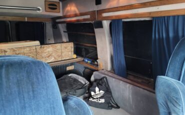 Dodge-ram-van-2500-1995-grey-4