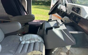 Dodge-ram-van-2500-diesel-1995-white-3