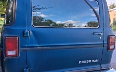 Dodge-ram-van-3500-1992-blue-3