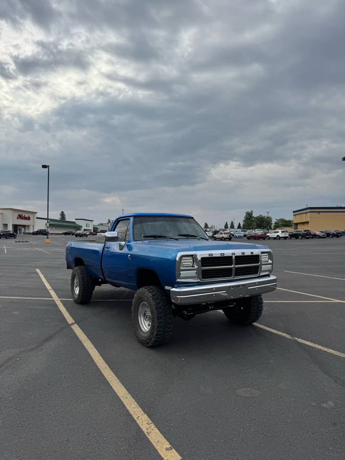 Dodge-ram-w250-diesel-1993-blue-2
