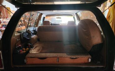 Dodge-ramcharger-12-ton-150-1989-black-10
