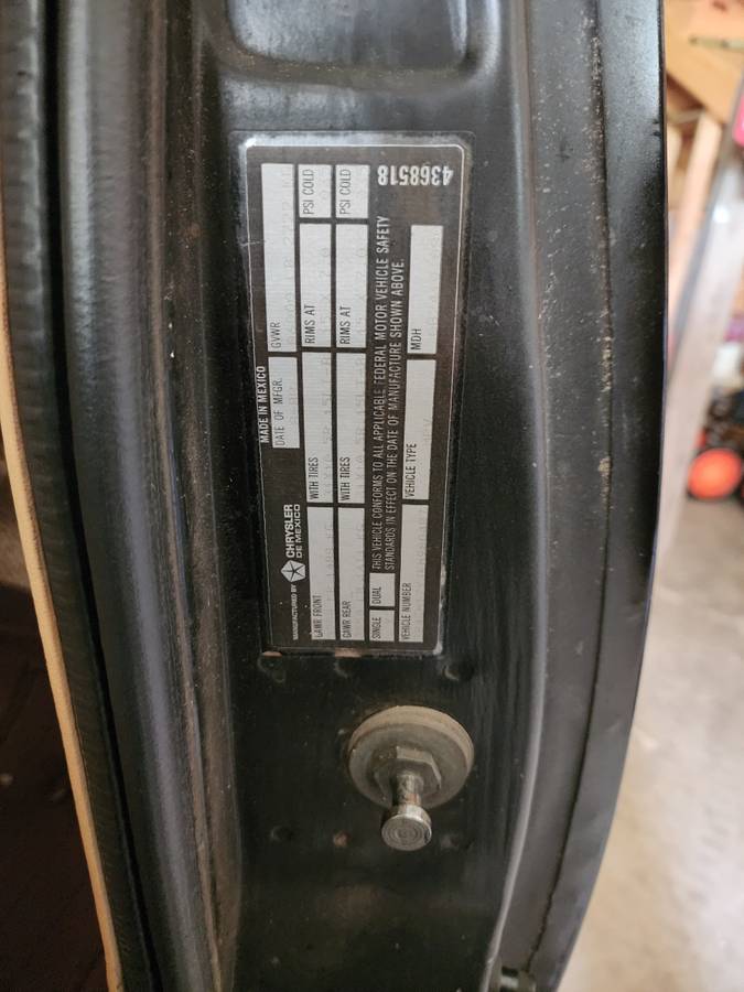 Dodge-ramcharger-12-ton-150-1989-black-14