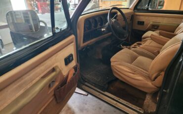 Dodge-ramcharger-12-ton-150-1989-black-17