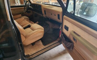 Dodge-ramcharger-12-ton-150-1989-black-7