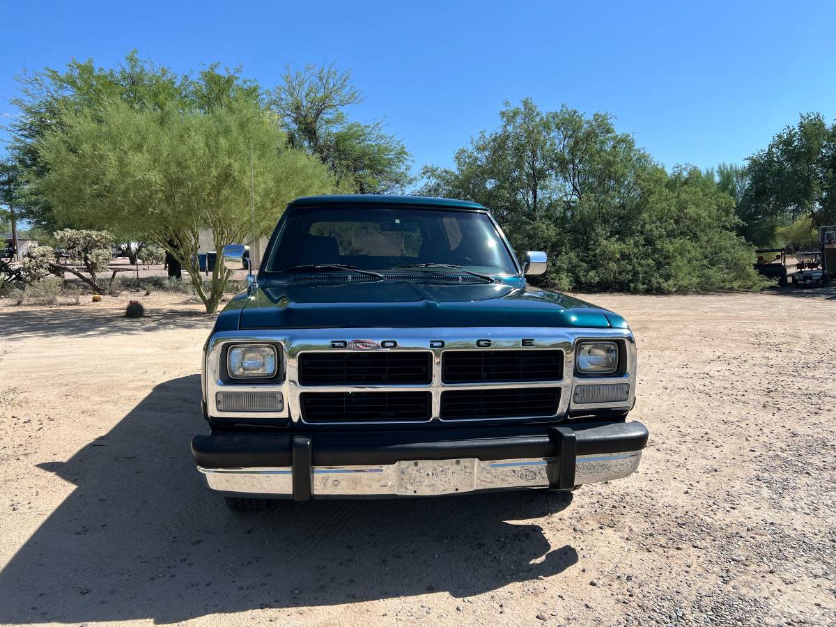 Dodge-ramcharger-1993-green