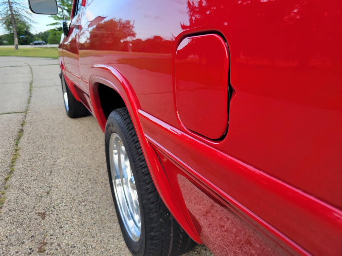 Dodge-ramcharger-1993-red-4