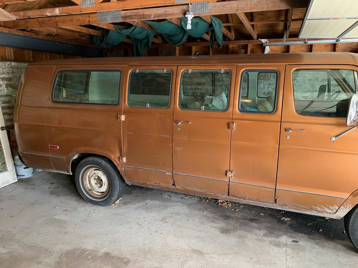 Dodge-sportsman-1975-2