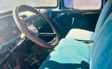 Dodge-town-wagon-1966-2