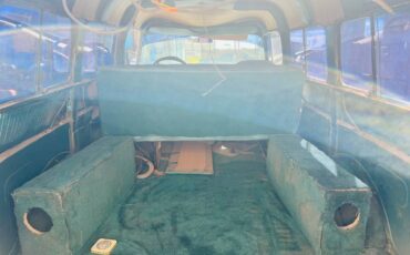 Dodge-town-wagon-1966-3