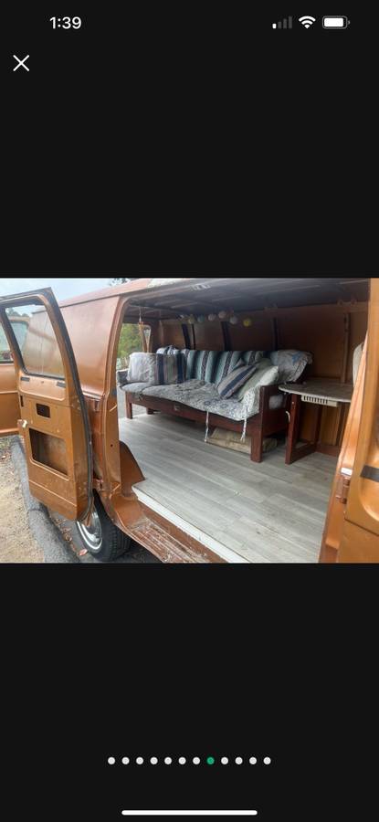 Dodge-tradesman-1977-brown-5