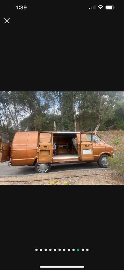 Dodge-tradesman-1977-brown-8