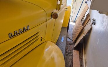 Dodge-truck-1942-3