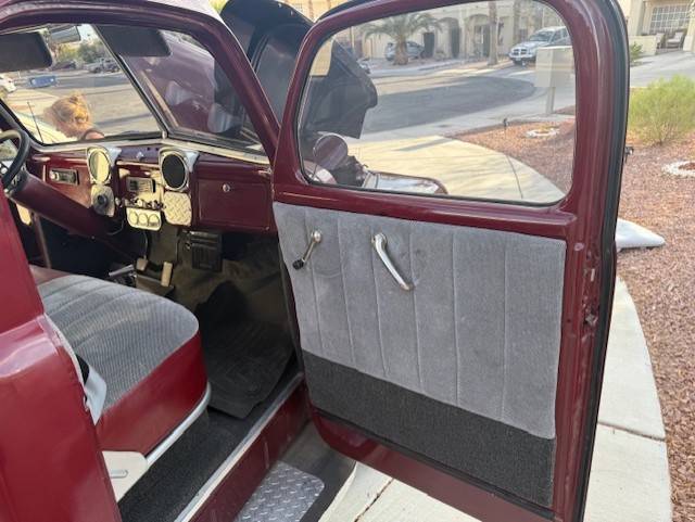 Dodge-truck-1950-red-7