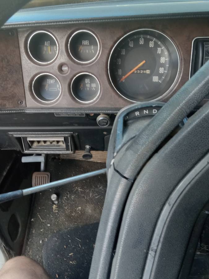 Dodge-truck-1975-grey-3