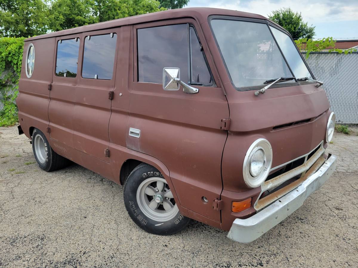 Dodge-van-1967-brown-2