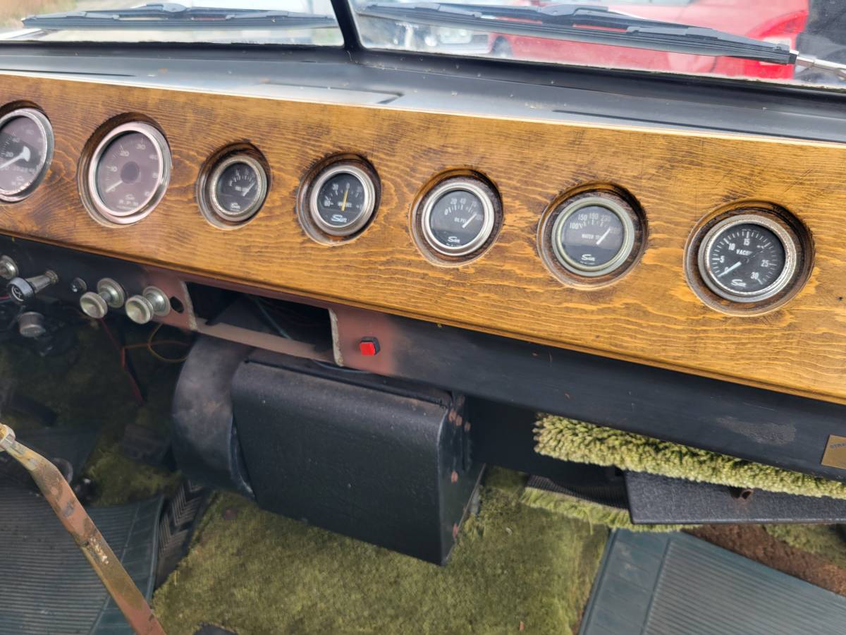 Dodge-van-1967-brown-4