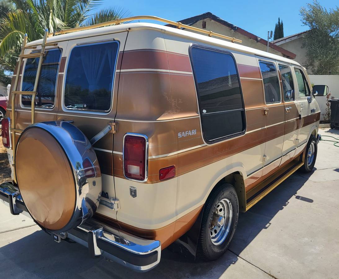 Dodge-van-ram-2500-1987-3