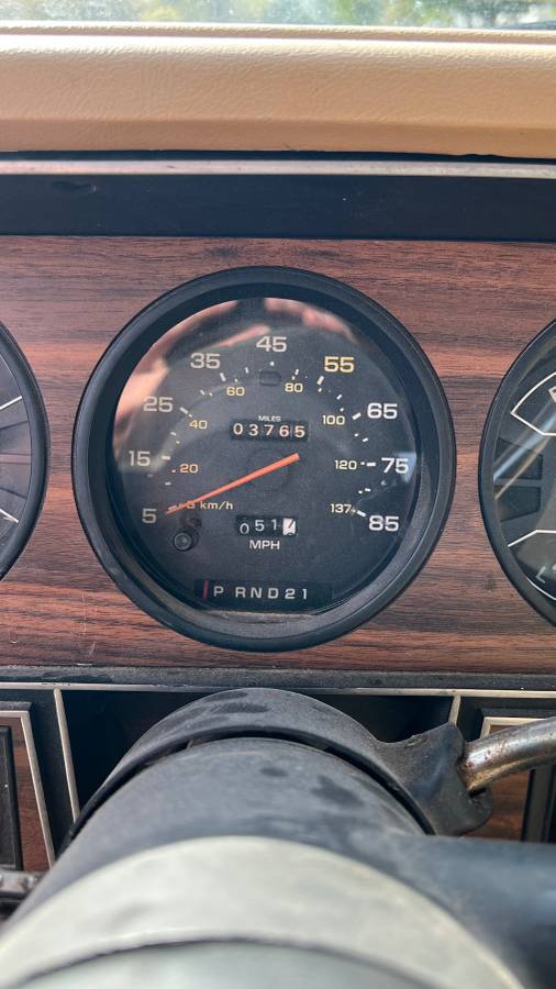 Dodge-w150-1983-black-9