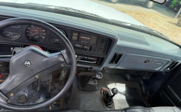 Dodge-w250-diesel-1989-white-11