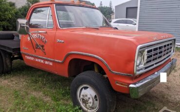 Dodge-w300-1974-red-5