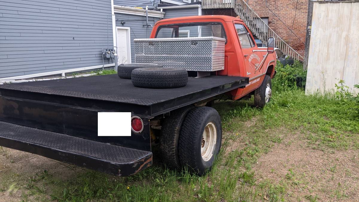Dodge-w300-1974-red-9