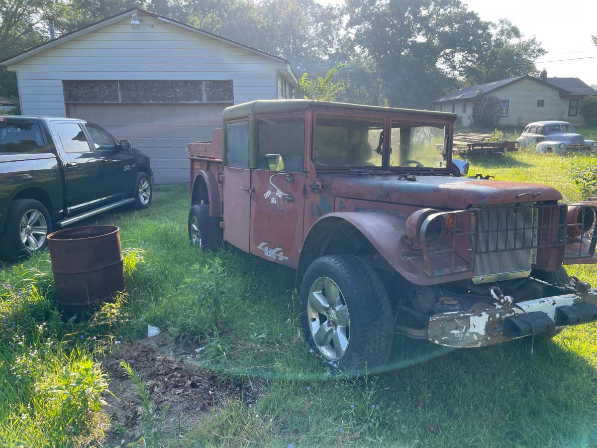 Doge-m37-1960-custom-7