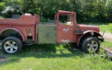 Doge-m37-1960-custom-9