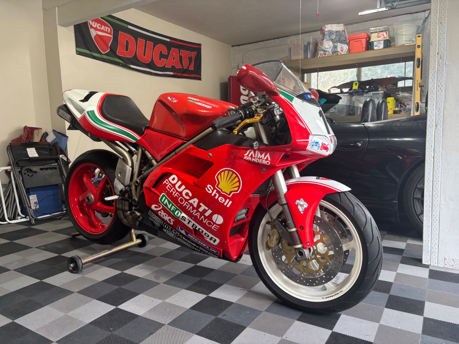 Ducati-Superbike-1995