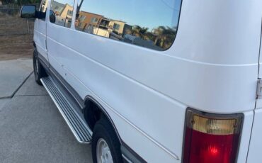 E150-chateau-with-bench-seatbed-1994-white-2