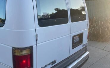 E150-chateau-with-bench-seatbed-1994-white-3
