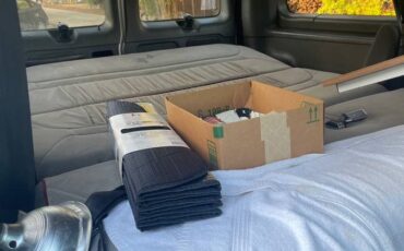 E150-chateau-with-bench-seatbed-1994-white-6
