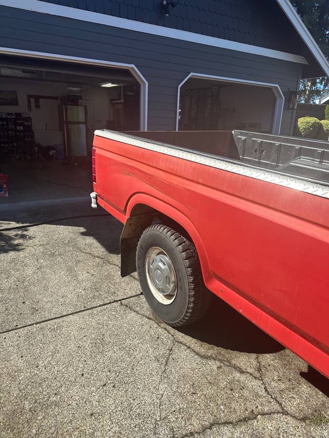 F250-1983-red-4