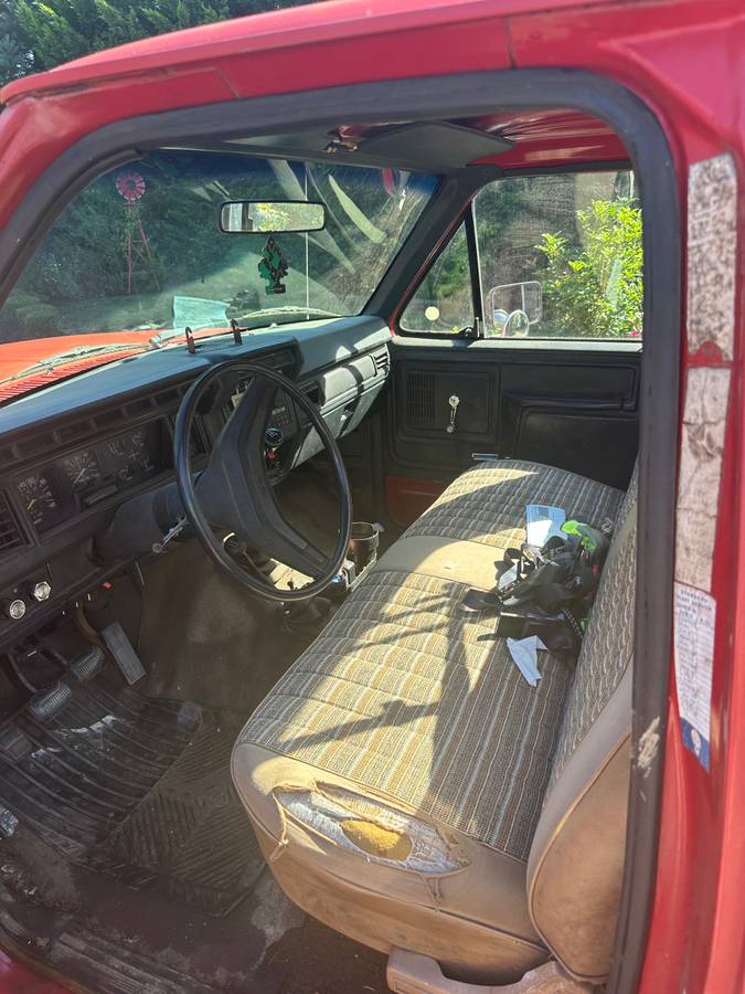 F250-1983-red-7