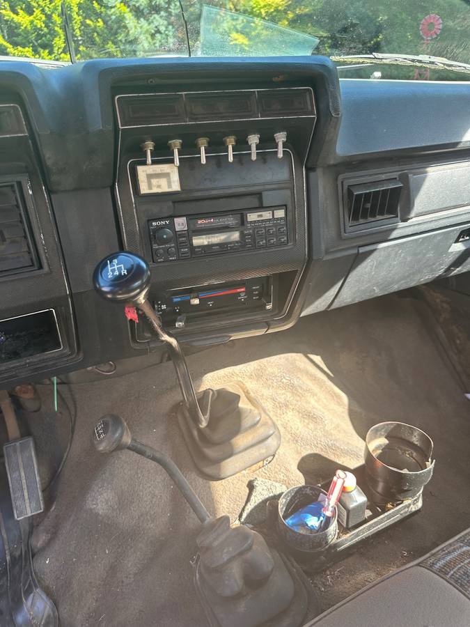 F250-1983-red-9