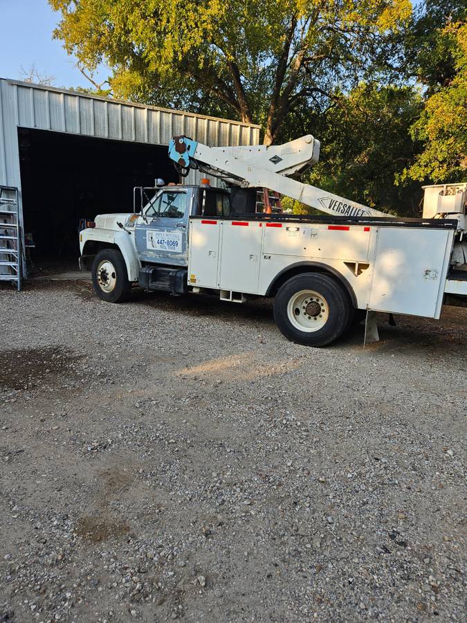 F700-diesel-1992-white-1
