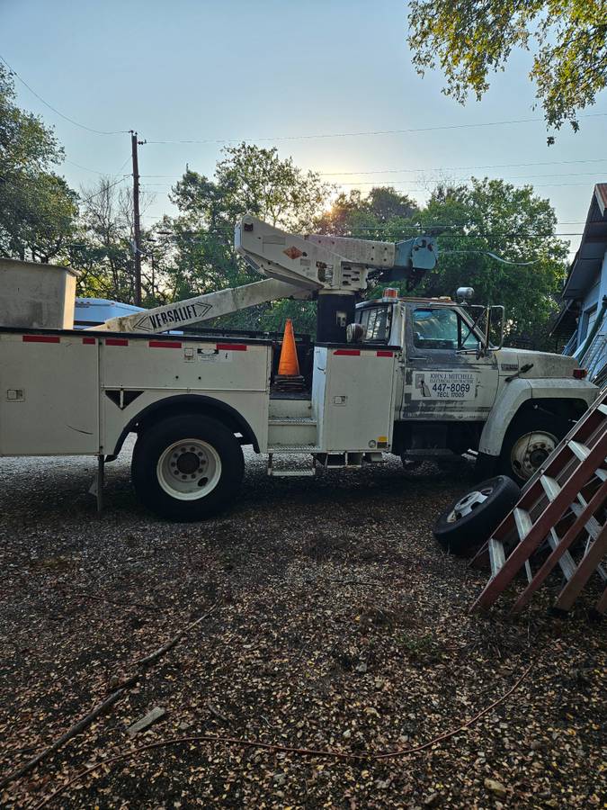 F700-diesel-1992-white-2