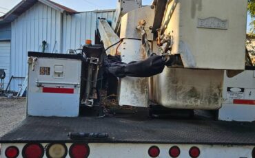 F700-diesel-1992-white-3