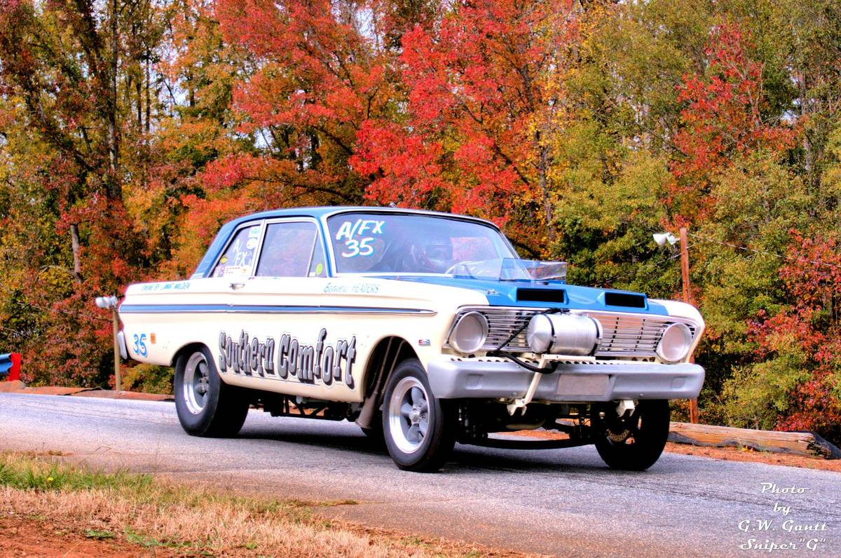 Falcon-1965-white-1