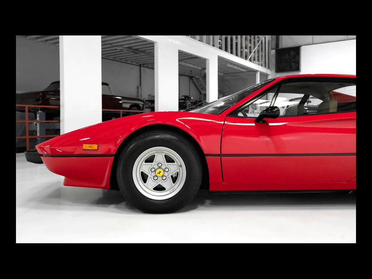 Ferrari-308-1976-Ambulance-4