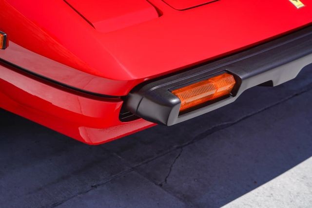 Ferrari-308-1983-Targa-14