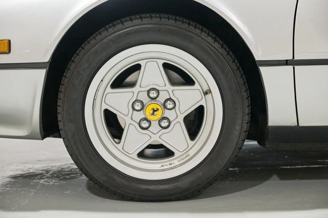 Ferrari-308-1983-Targa-16