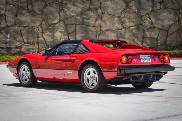 Ferrari-308-1983-Targa-20