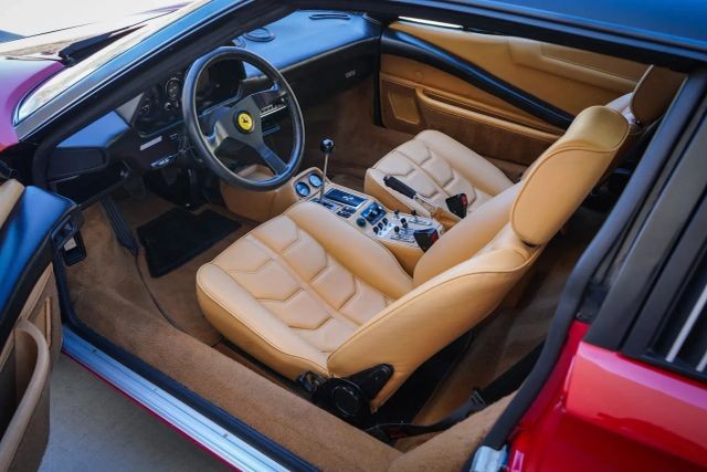 Ferrari-308-1983-Targa-3