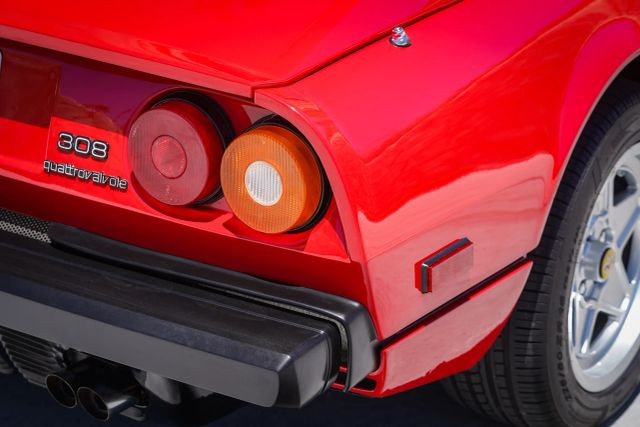 Ferrari-308-1983-Targa-30