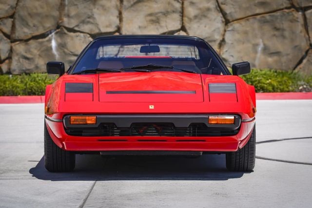 Ferrari-308-1983-Targa-8